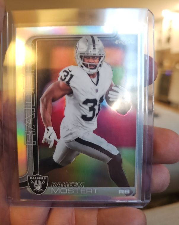 2025 Topps Chrome #182 Raheem Mostert — front