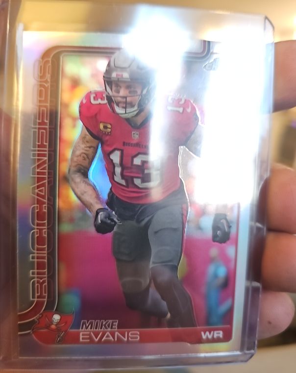 2025 Topps Chrome #282 Mike Evans — front