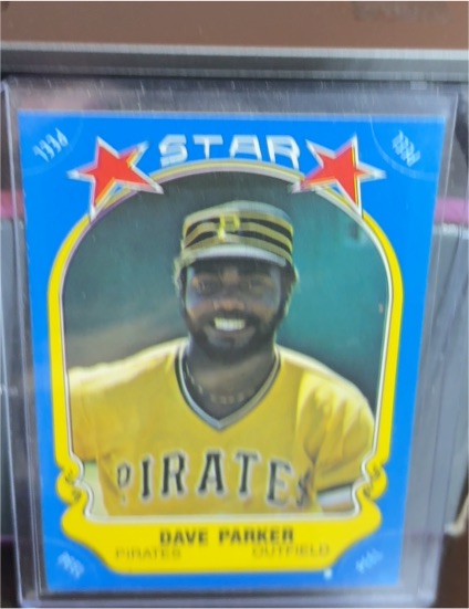 1981 Fleer Star Stickers #26 Dave Parker — front