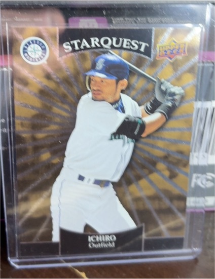 2009 Upper Deck Starquest #SQ-12 Ichiro Suzuki — front
