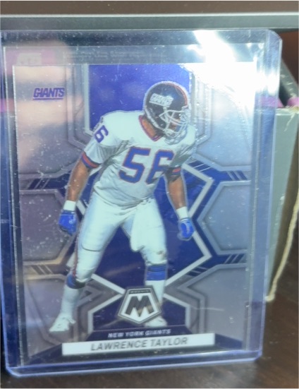 2020 Panini Mosaic #154 Lawrence Taylor — front