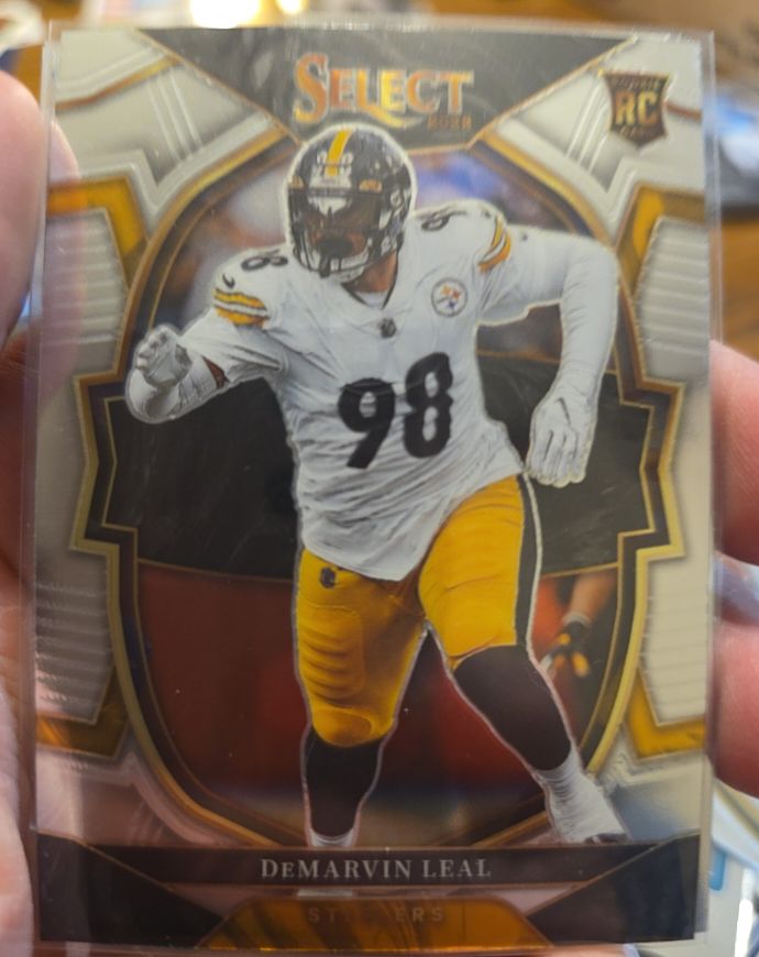 2022 Panini Select #66 DeMarvin Leal Rookie — front