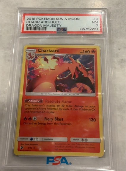2018 Pokemon Sun & Moon #3 Charizard Holo Dragon Majesty — front