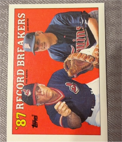 1988 Topps #5 Phil Niekro / Joe Niekro 87 Record Breakers — front