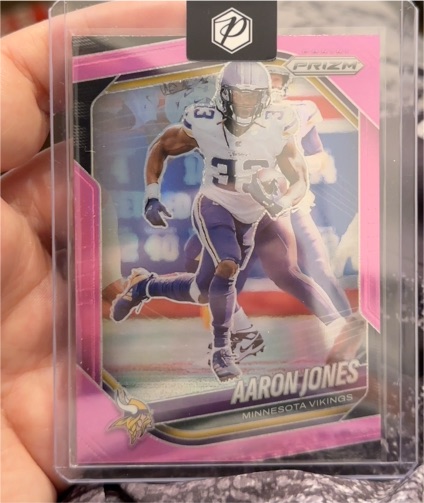 2025 Panini Prizm #7 Aaron Jones — front