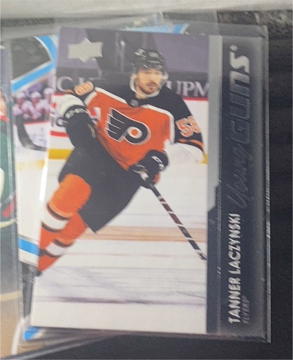 2021-22 Upper Deck Series 1 #236 Tanner Laczynski Young Guns — front
