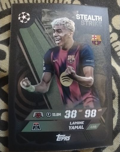 2025-26 Topps Match Attax #448 Lamine Yamal Stealth Strike — front