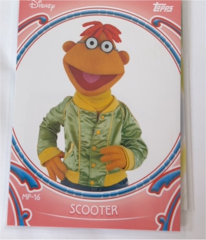 2026 Topps Disney Neon #MP-16 Scooter The Muppets Puzzle — front
