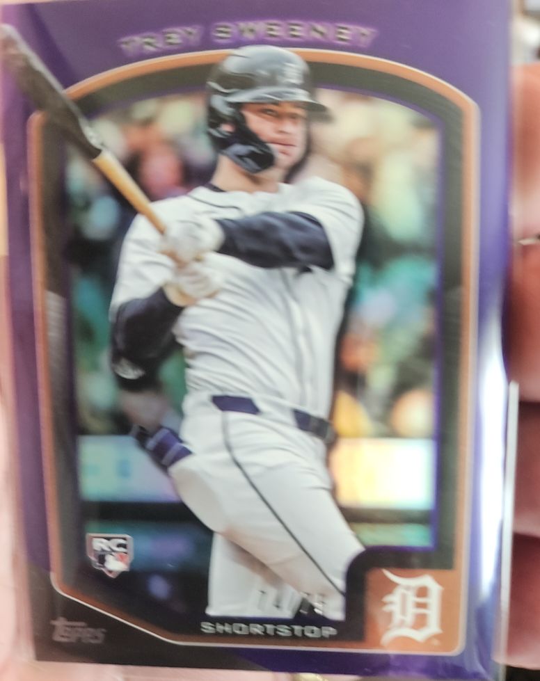 2025 Bowman Chrome #25 Trey Sweeney — front