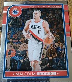 2024-25 Panini NBA Hoops #129 Malcolm Brogdon — front