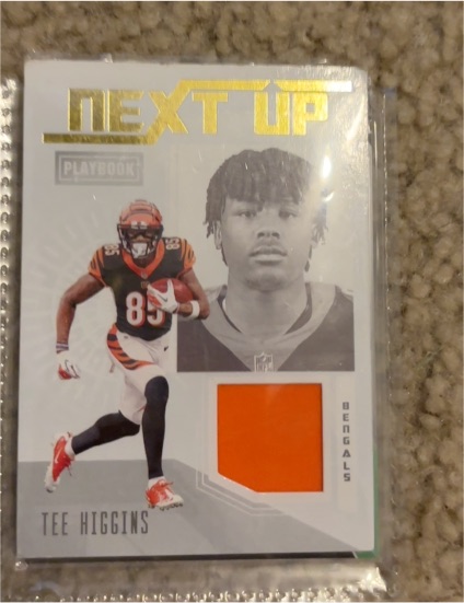 2020 Panini Playbook #NU-10 Tee Higgins Next Up — front