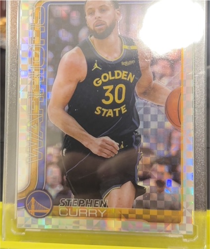 2025-26 Topps Chrome #201 Stephen Curry — front
