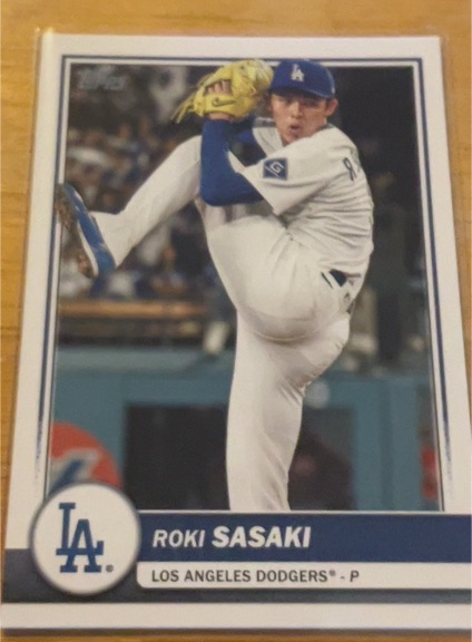 2026 Topps Flagship #41 Roki Sasaki — front