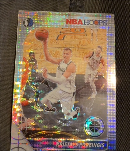 2019-20 Panini NBA Hoops Premium Stock Silver Pulsar Prizm #40 Kristaps Porzingis — front