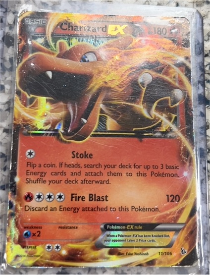 2014 Pokémon TCG Flashfire #11 Charizard EX — front
