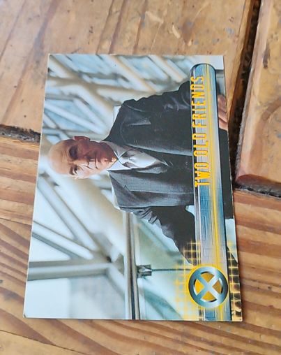 2000 Topps X-Men The Movie #16 Professor X — front
