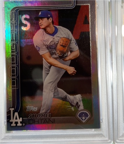 2025 Topps #1 Shohei Ohtani — front