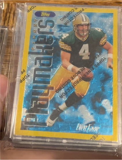 1996 Topps Finest Playmakers #132 Brett Favre — front