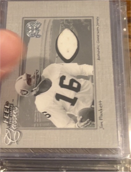 2000 Fleer Greats of the Game Feel the Game Classics #16 Jim Plunkett — front