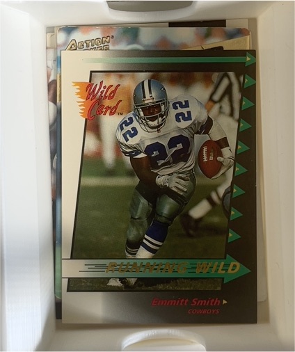 1992 Wild Card Running Wild #30 Emmitt Smith — front