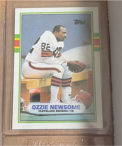 1989 Topps #151 Ozzie Newsome — front