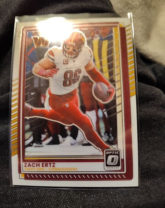 2025 Panini Donruss Optic #156 Zach Ertz — front