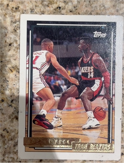 1992-93 Topps Gold #128 Robert Pack — front