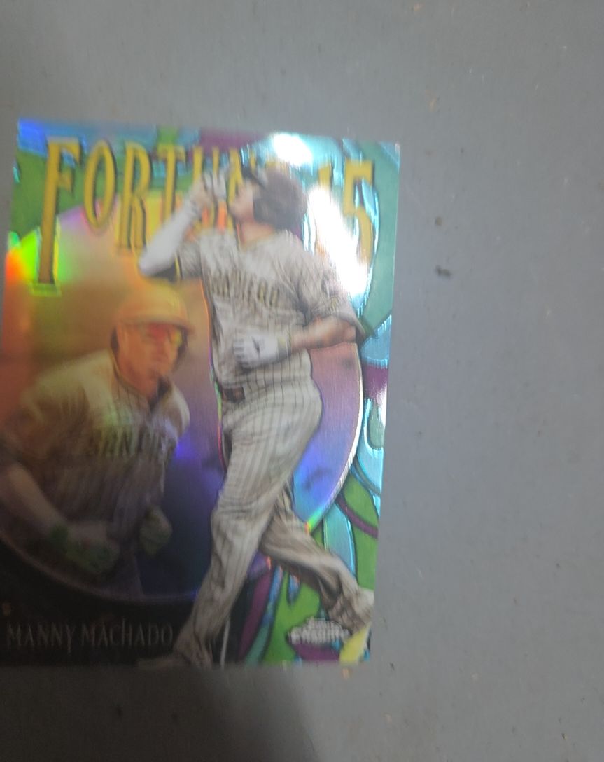 2025 Topps Chrome Update Series Fortune 15 #F15-4 Manny Machado — front