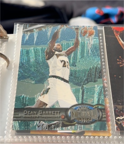 1997-98 SkyBox Metal Universe #121 Dean Garrett — front