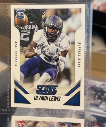 2015 Panini Score #402 Dezmin Lewis — front