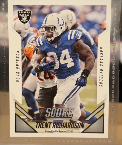 2015 Panini Score #291 Trent Richardson — front