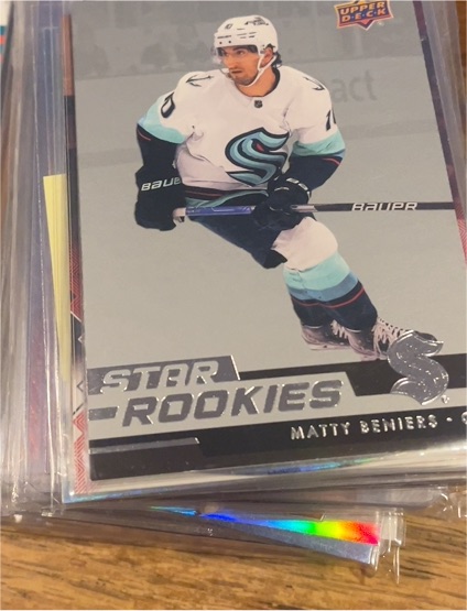 2022-23 Upper Deck Star Rookies #5 Matty Beniers — front