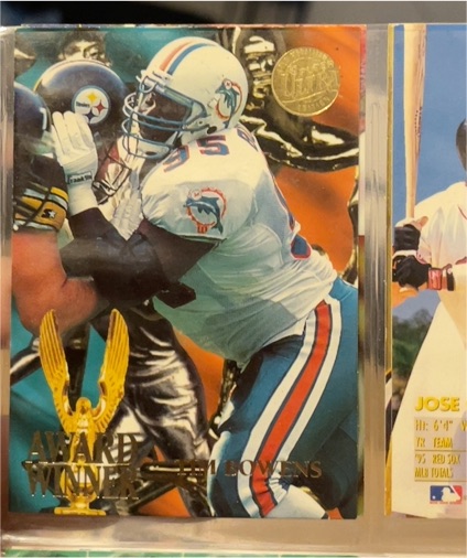1995 Fleer Ultra Award Winners Gold Medallion #1 Tim Bowens — front