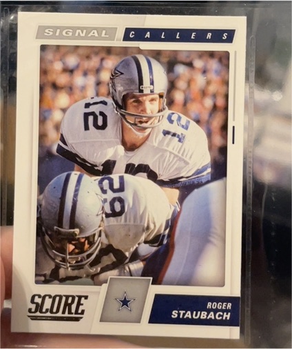 2017 Panini Score #22 Roger Staubach — front