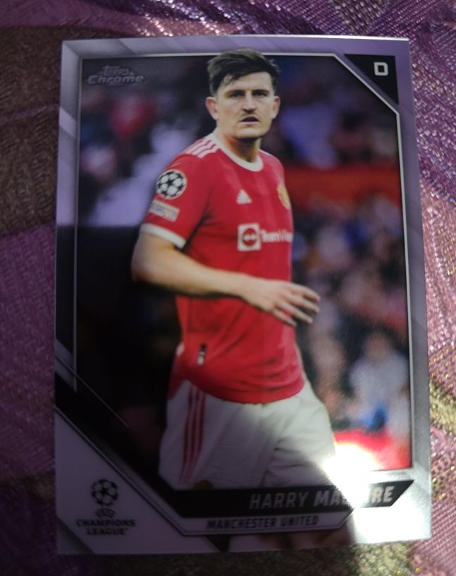 2021-22 Topps Chrome UEFA Champions League #32 Harry Maguire — front