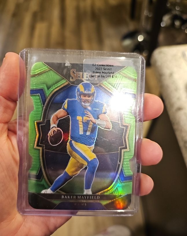2022 Panini Select #9 Baker Mayfield Neon Green Prizm Die-Cut — front