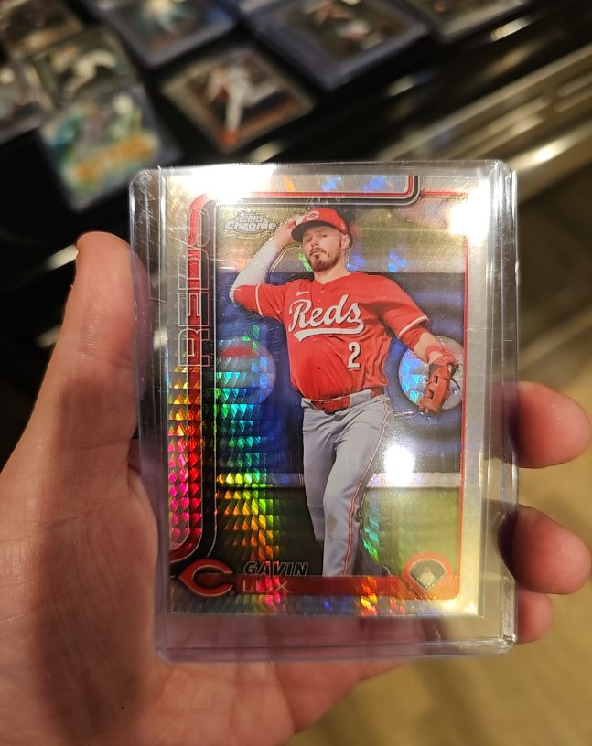 2025 Topps Chrome #237 Gavin Lux — front