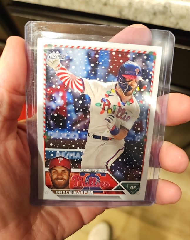 2023 Topps Holiday #H84 Bryce Harper — front