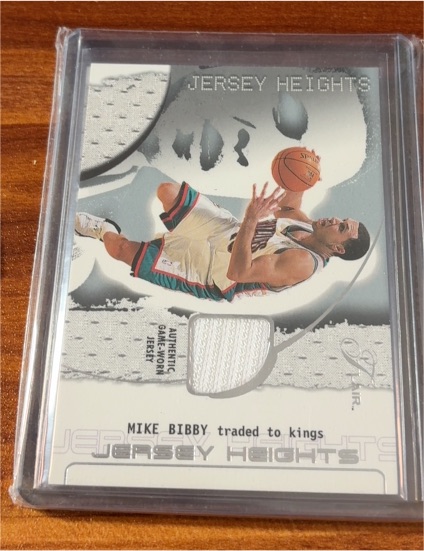 2001-02 Flair Jersey Heights Mike Bibby Jersey Card — front