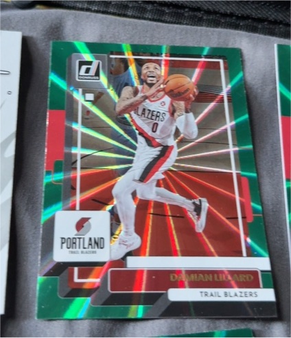 2022-23 Panini Donruss #106 Damian Lillard Green Laser — front