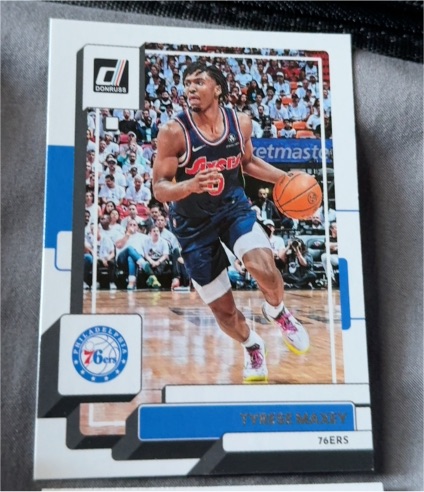 2022-23 Panini Donruss #18 Tyrese Maxey — front