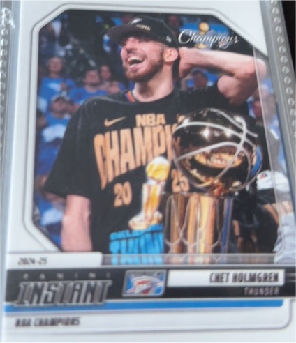 2024-25 Panini Instant Champions #7 Chet Holmgren — front