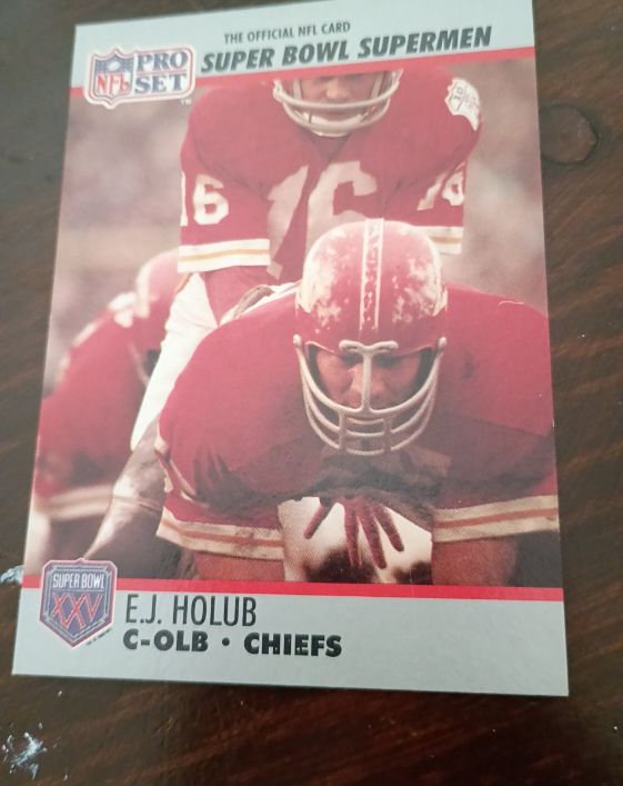1990 Pro Set #130 E.J. Holub — front