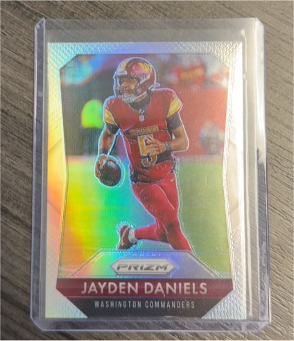 2025 Panini Prizm Flashback #3 Jayden Daniels — front