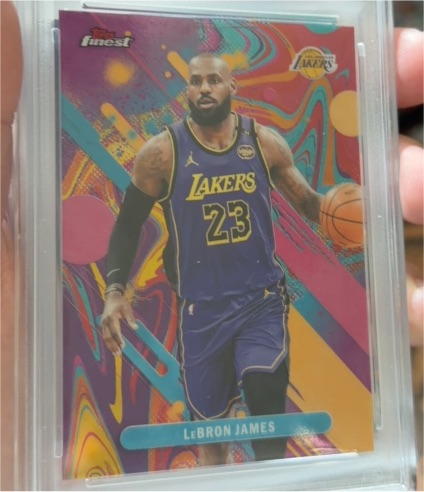 2025 Topps Finest #79 LeBron James — front