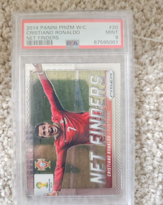 2014 Panini Prizm #20 Cristiano Ronaldo Net Finders — front