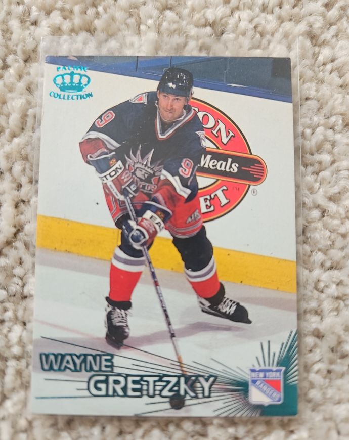 1997-98 Pacific Crown Collection #99 Wayne Gretzky — front