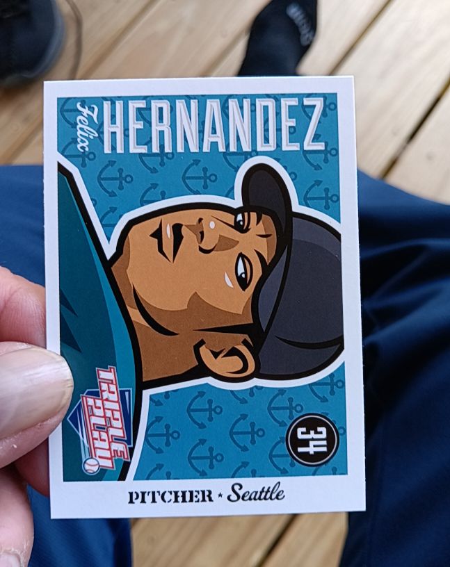 2012 Panini Triple Play #74 Felix Hernandez — front