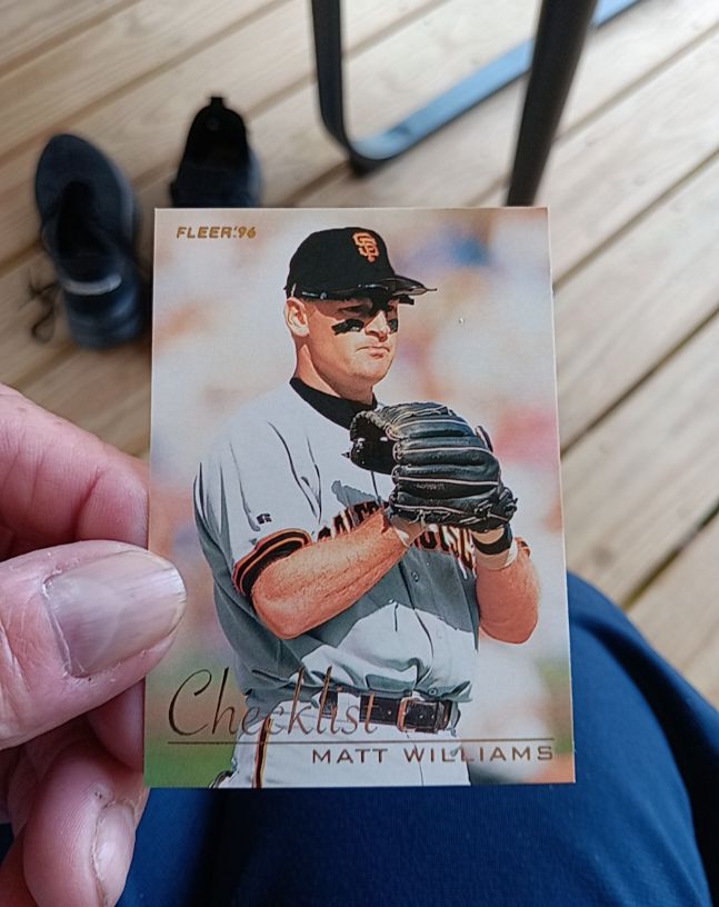 1996 Fleer #10 Matt Williams — front