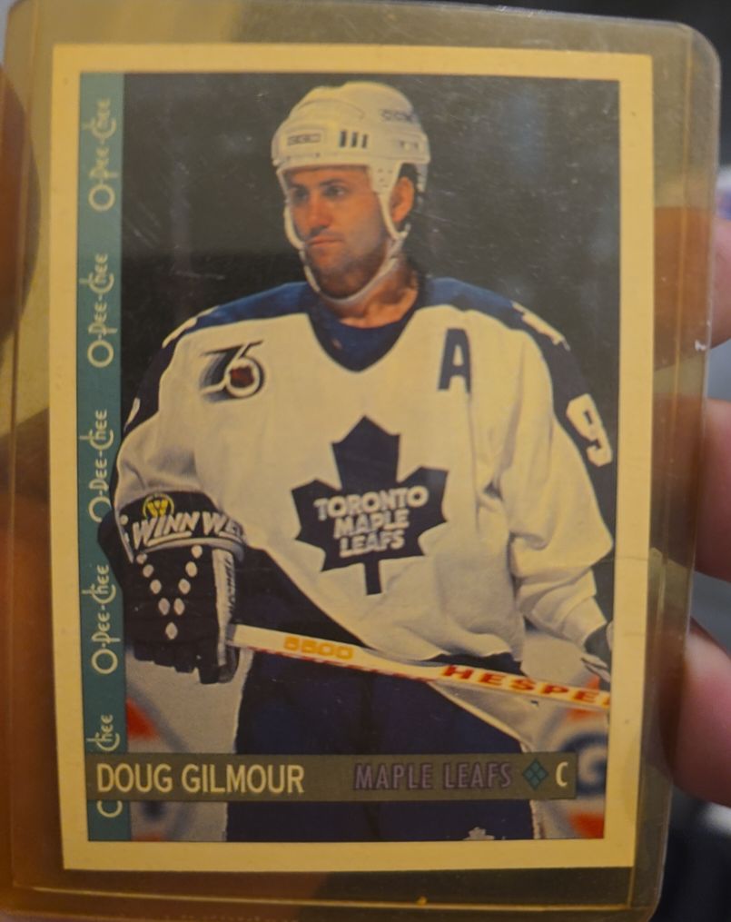 1992-93 O-Pee-Chee #177 Doug Gilmour — front